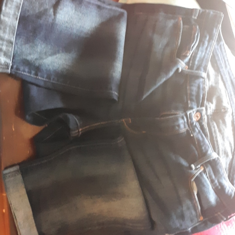 Levi's cropped Jean's with cuffed hem